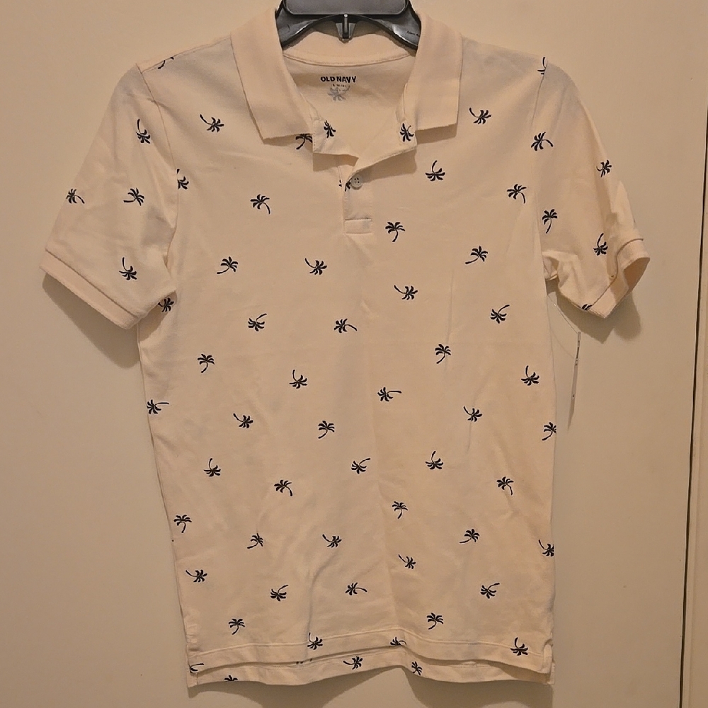 Boy's Old Navy Polo Shirt with Classic Collar. NWT.